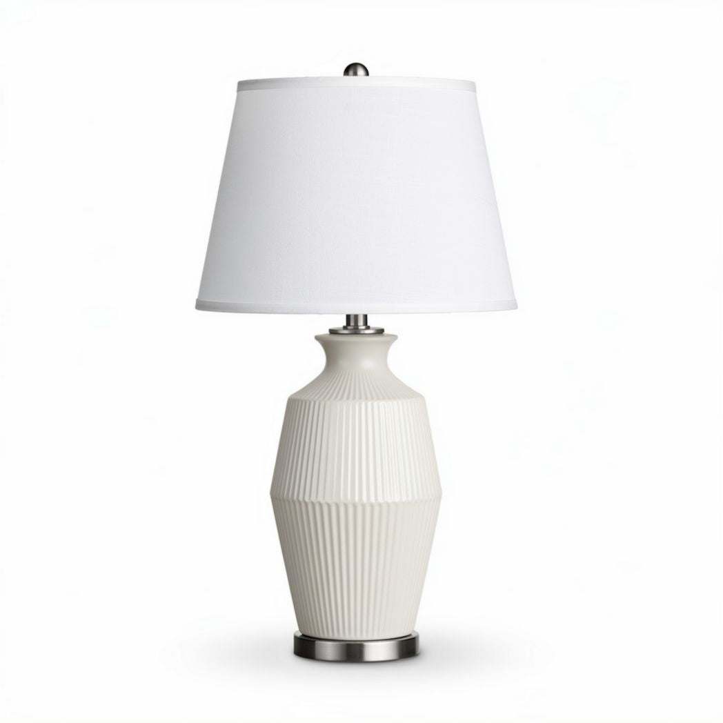 Witte keramische lamp met stoffen lampenkap 30 x 30 x 60cm